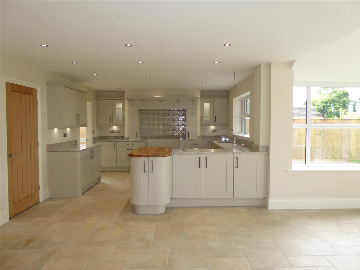 SAMPLE KITCHEN PHOTO